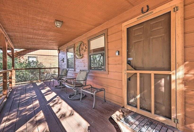 Rustic Canyon Lake Cabins W/ Hot Tub On ~ 3 Acres