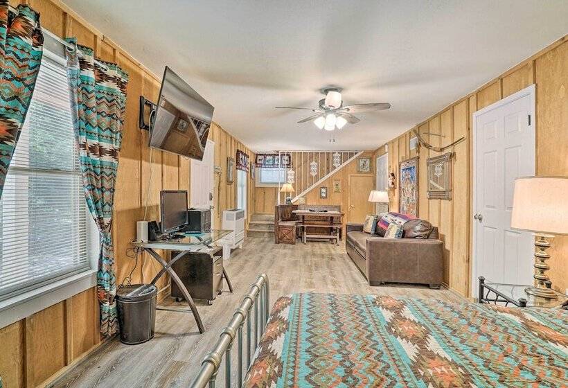 Rustic Cloudcroft Home ~ 2 Mi To Ski Slopes!