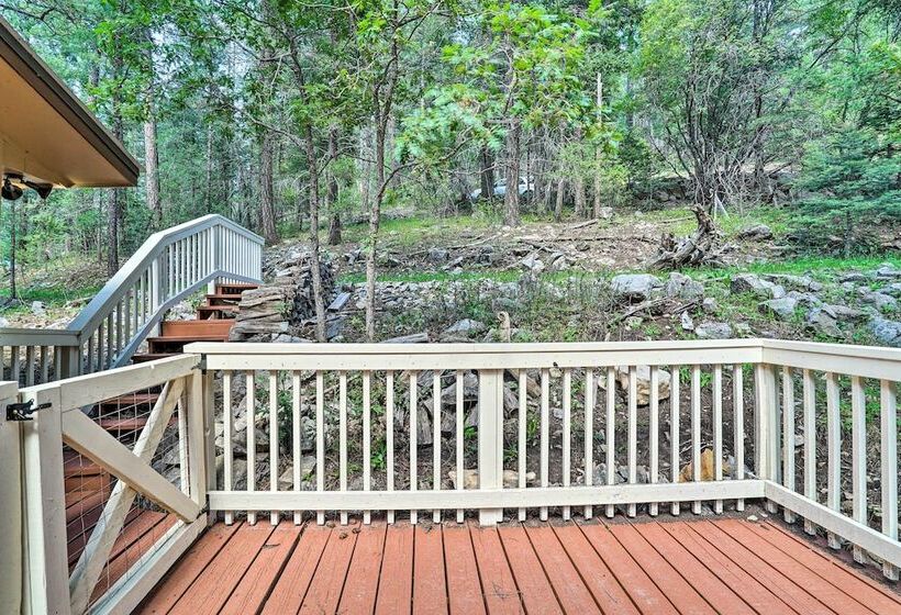 Rustic Cloudcroft Home ~ 2 Mi To Ski Slopes!