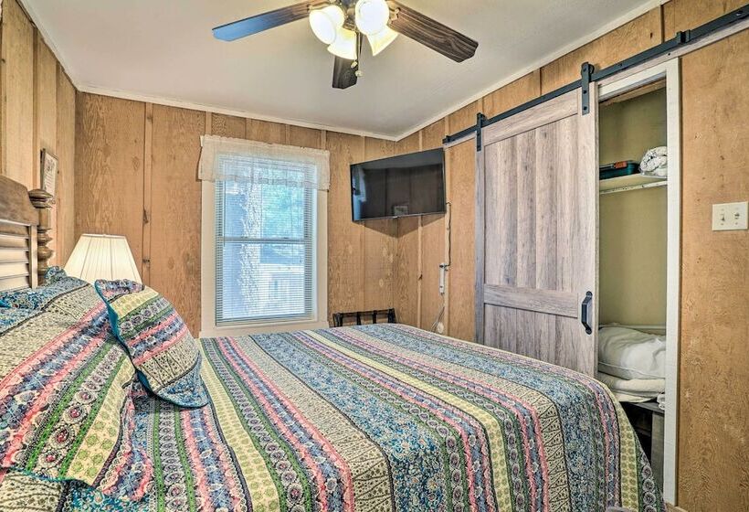 Rustic Cloudcroft Home ~ 2 Mi To Ski Slopes!