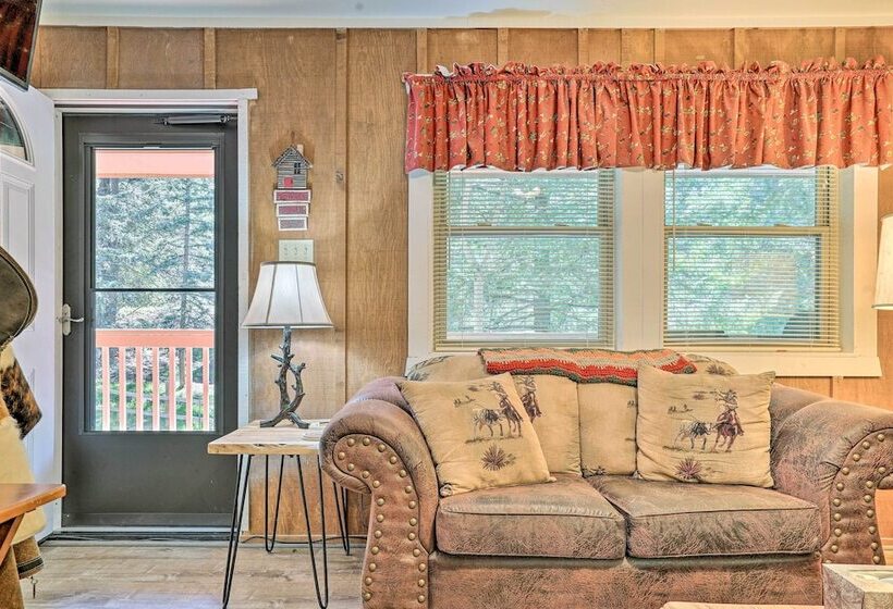 Rustic Cloudcroft Home ~ 2 Mi To Ski Slopes!