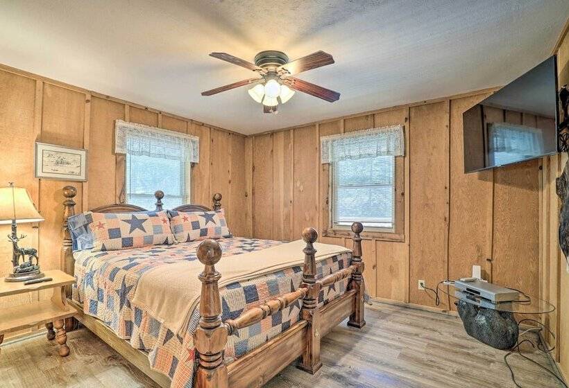 Rustic Cloudcroft Home ~ 2 Mi To Ski Slopes!