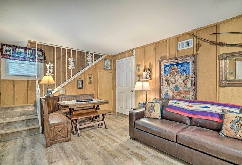 Rustic Cloudcroft Home ~ 2 Mi To Ski Slopes!