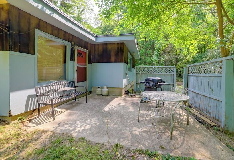 Rustic Cottage With Fire Pit & Private Yard!