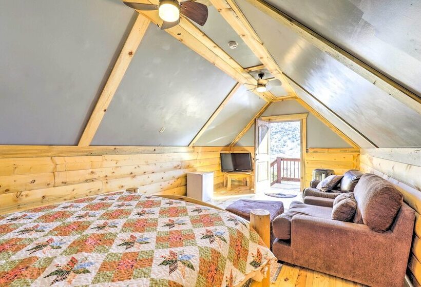 Rustic Sterling Cabin: Walk To Palisade Lake!