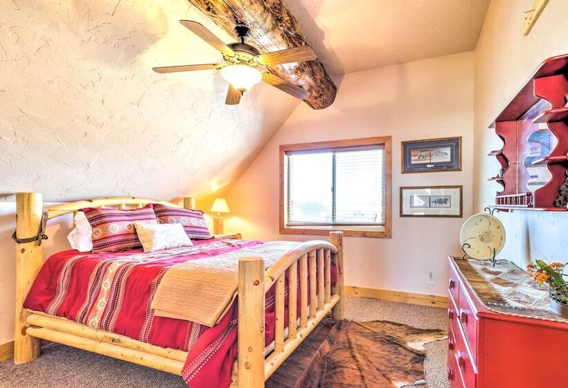 Rustic Sterling Cabin: Walk To Palisade Lake!