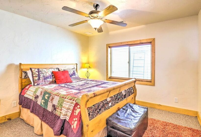 Rustic Sterling Cabin: Walk To Palisade Lake!