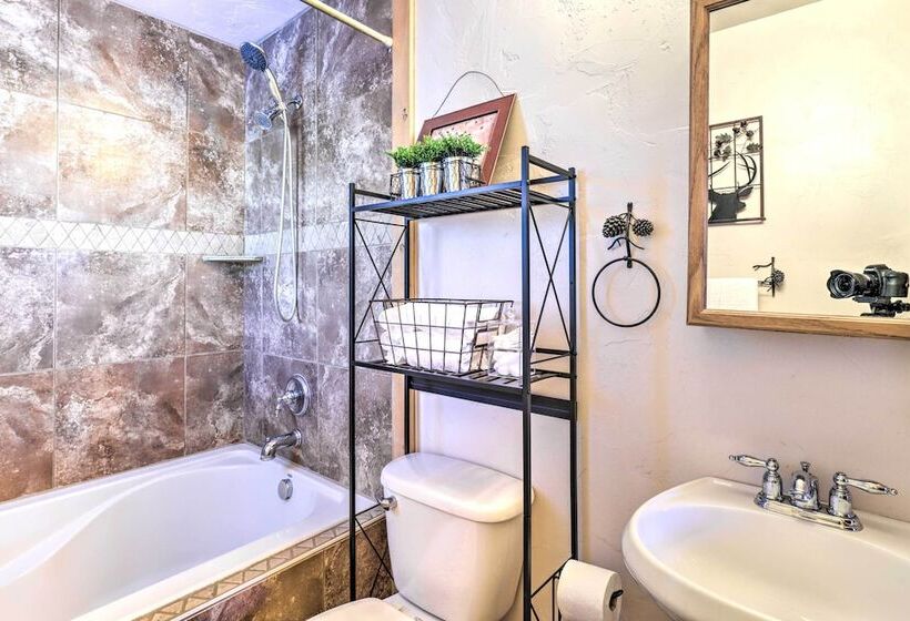 Rustic Sterling Cabin: Walk To Palisade Lake!