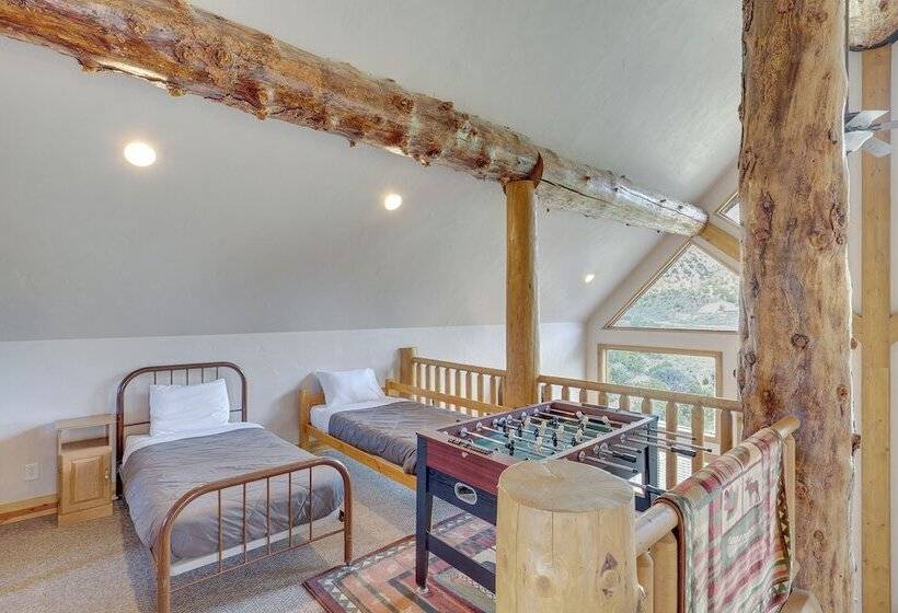 Rustic Sterling Cabin: Walk To Palisade Lake!