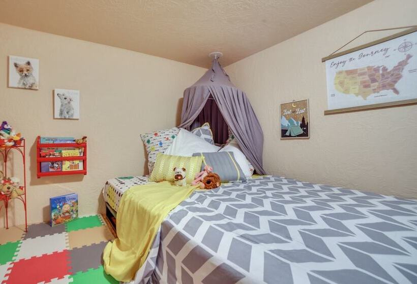 Scenic Great Falls Retreat On Missouri River!