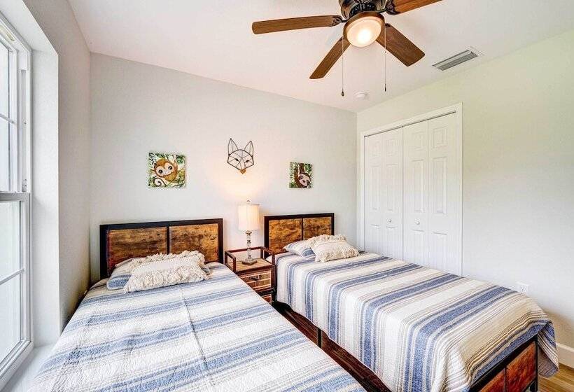 Sebring  Sand Trap  Home   Swim & Golf!