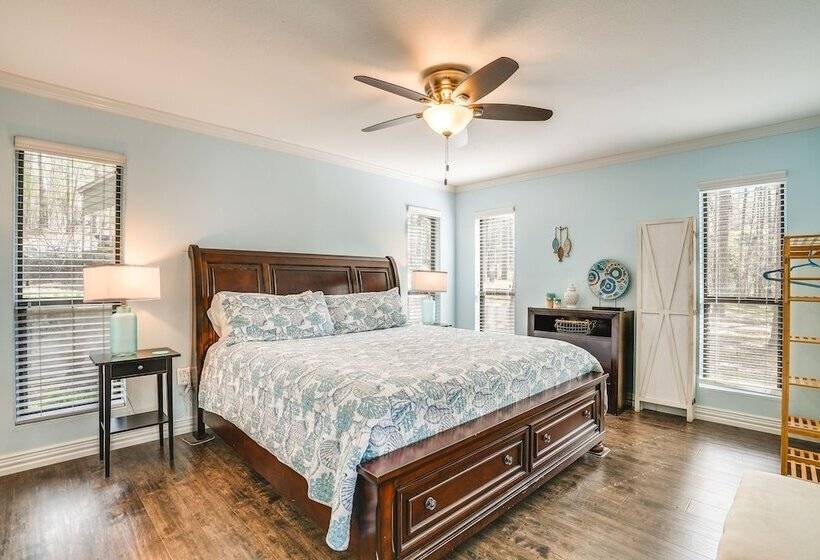 Secluded Avinger Home W/ Lake Access!