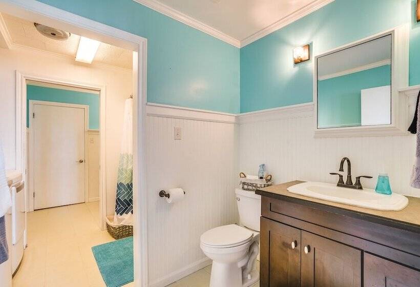 Secluded Avinger Home W/ Lake Access!