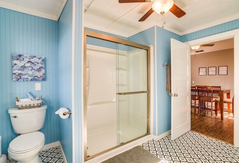 Secluded Avinger Home W/ Lake Access!