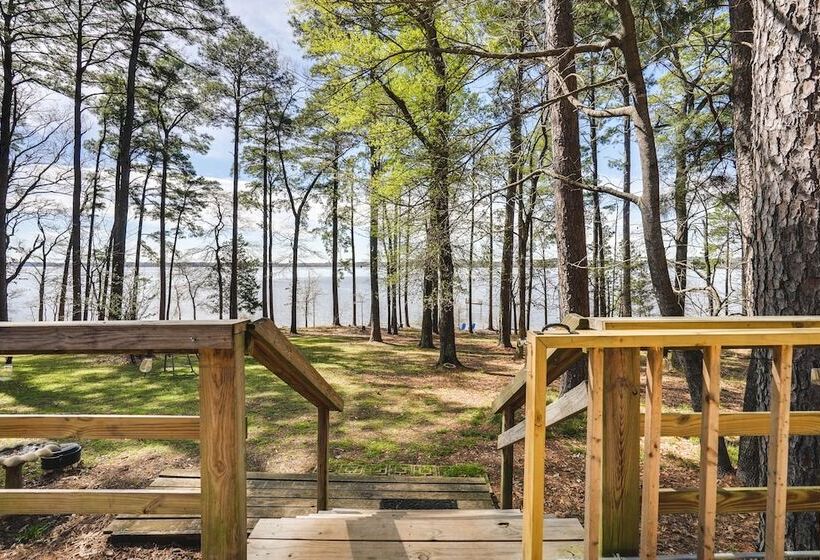 Secluded Avinger Home W/ Lake Access!