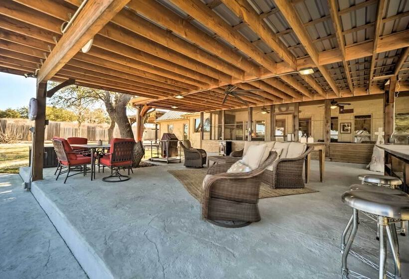 Secluded Country Hideaway W/ Fire Pit & Pool!