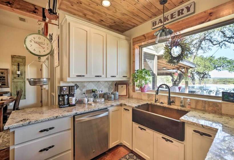 Secluded Country Hideaway W/ Fire Pit & Pool!