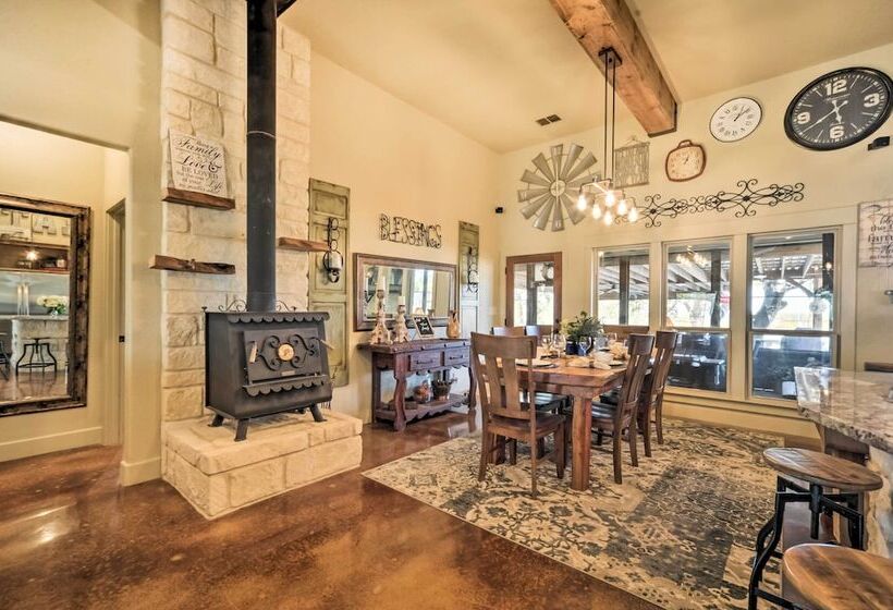 Secluded Country Hideaway W/ Fire Pit & Pool!