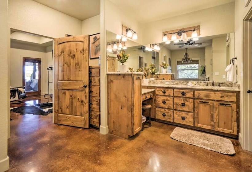 Secluded Country Hideaway W/ Fire Pit & Pool!