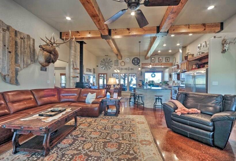 Secluded Country Hideaway W/ Fire Pit & Pool!