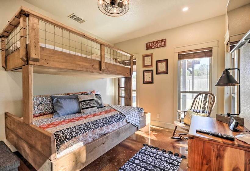 Secluded Country Hideaway W/ Fire Pit & Pool!