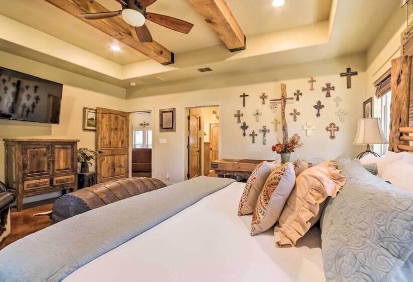 Secluded Country Hideaway W/ Fire Pit & Pool!