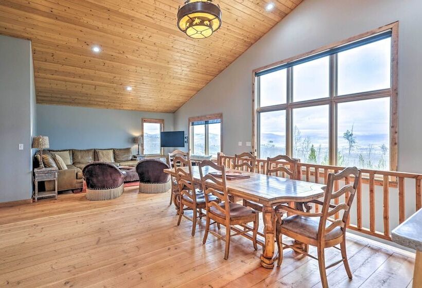 Secluded Granby Mtn Cabin: 75 Acres & Views