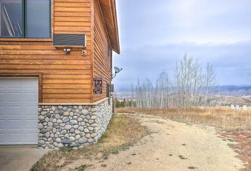 Secluded Granby Mtn Cabin: 75 Acres & Views