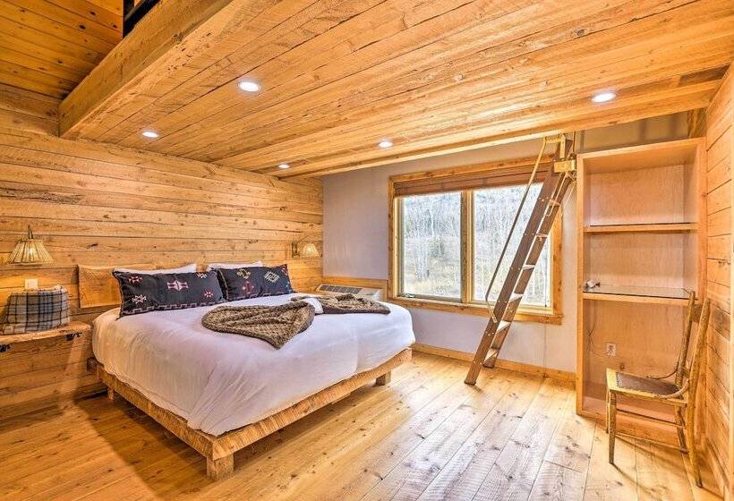 Secluded Granby Mtn Cabin: 75 Acres & Views