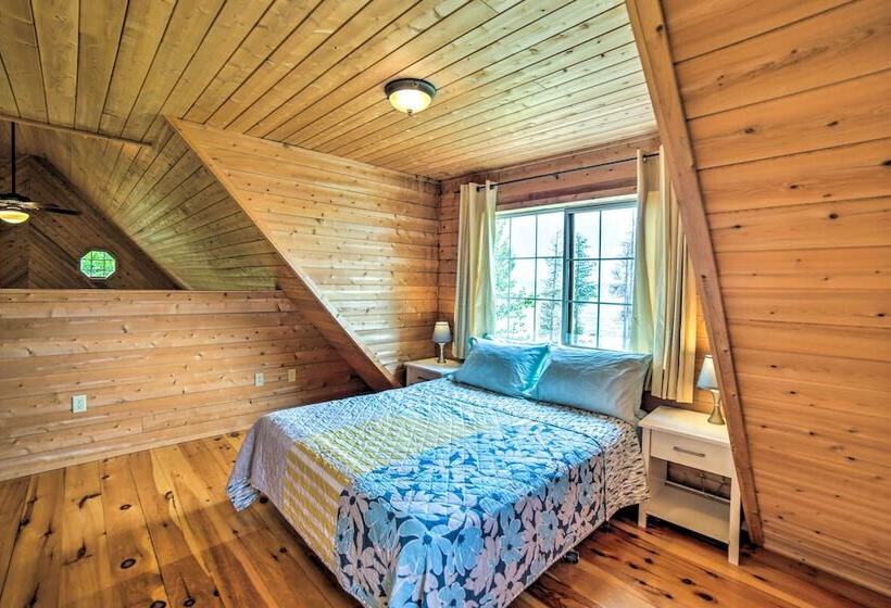 Secluded Lake Michigan Home: Private Fire Pit