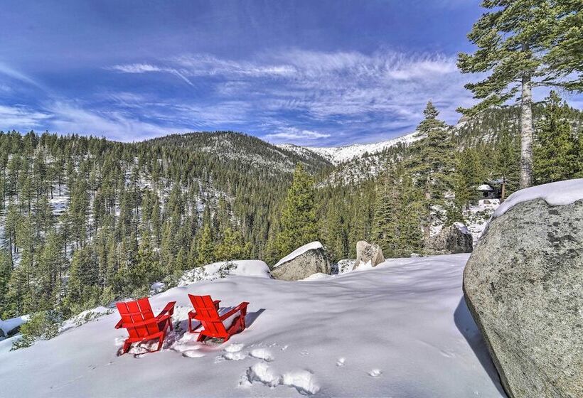 Secluded Mountain Cabin: Sweeping Lake Tahoe Views