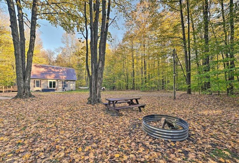 Secluded & Rural Frederic Home W/ Barn On 25 Acres