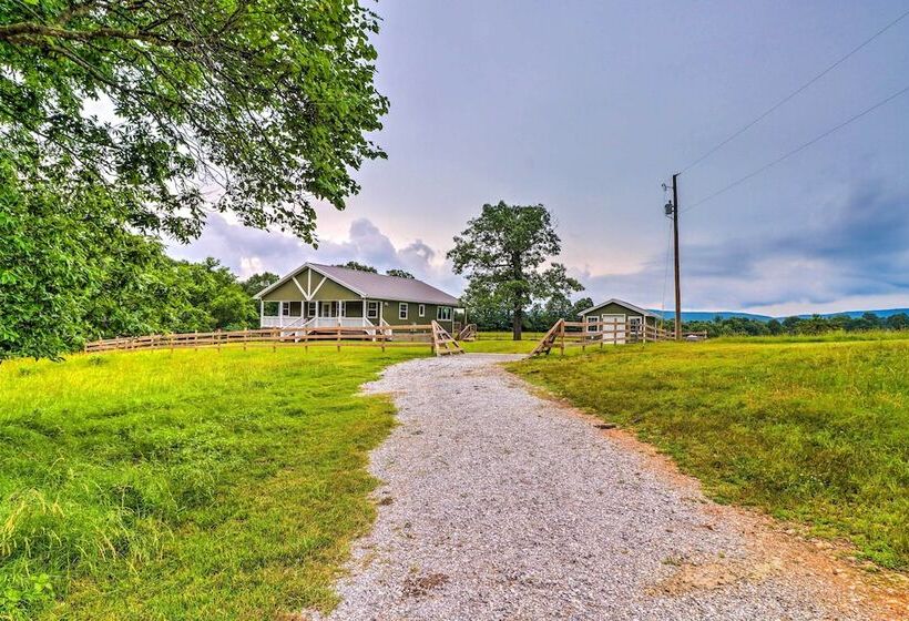 Secluded Timbo Retreat   Hike, Swim & Kayak!