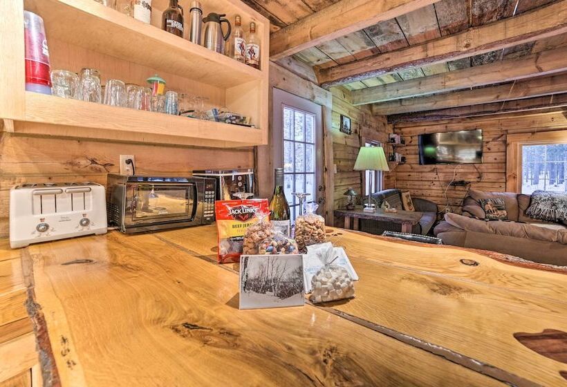 Secluded Vanderbilt Cabin, 9 Mi To Treetops!