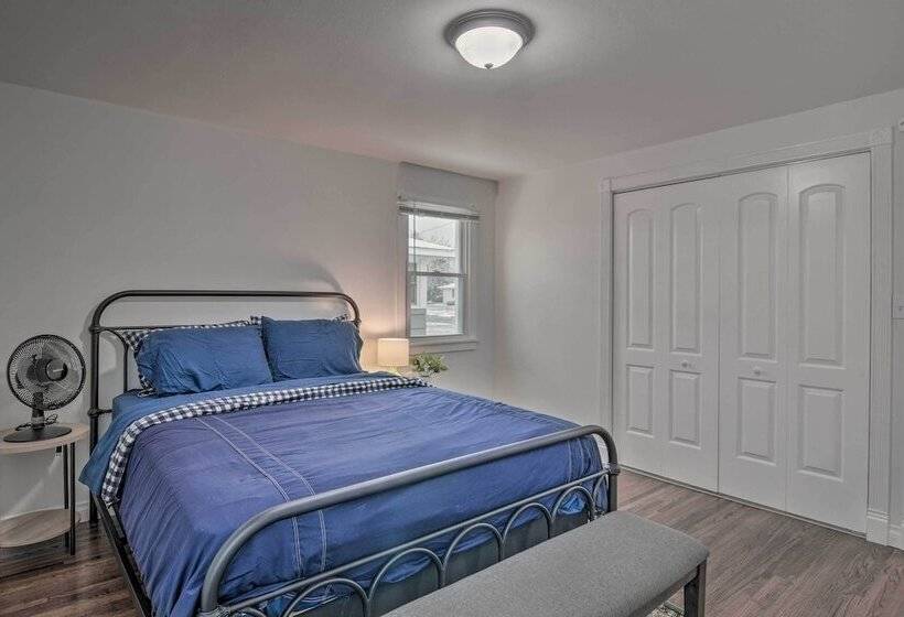 Serene Buffalo Dwelling W/ Backyard Bbq Patio