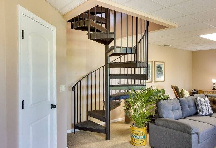 Serene Granville Home W/ Cumberland River Views!
