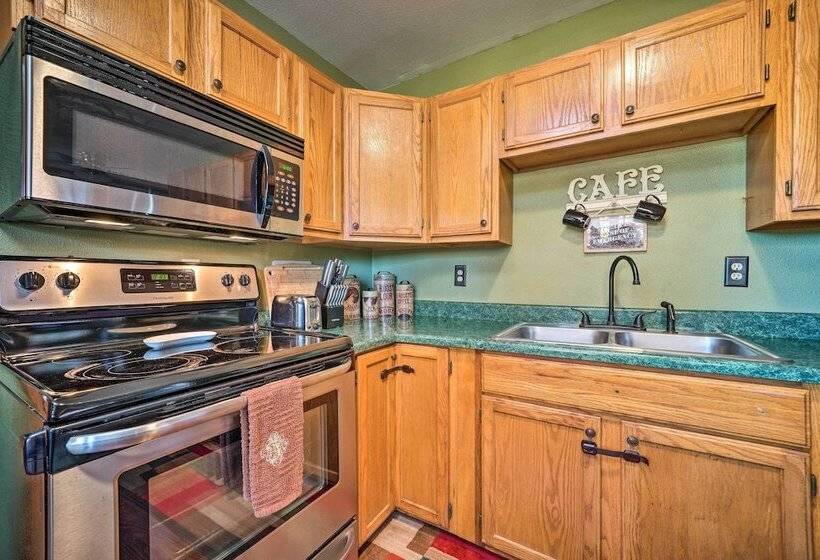 Serene Nashoba Cabin W/ Charcoal & Gas Grills