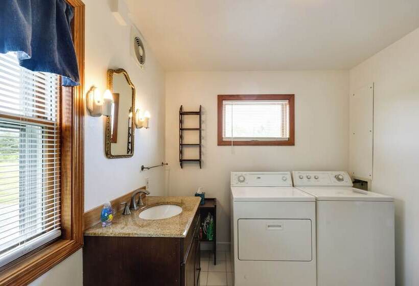 Shorefront House W/ Views, 14 Mi To Acadia Np