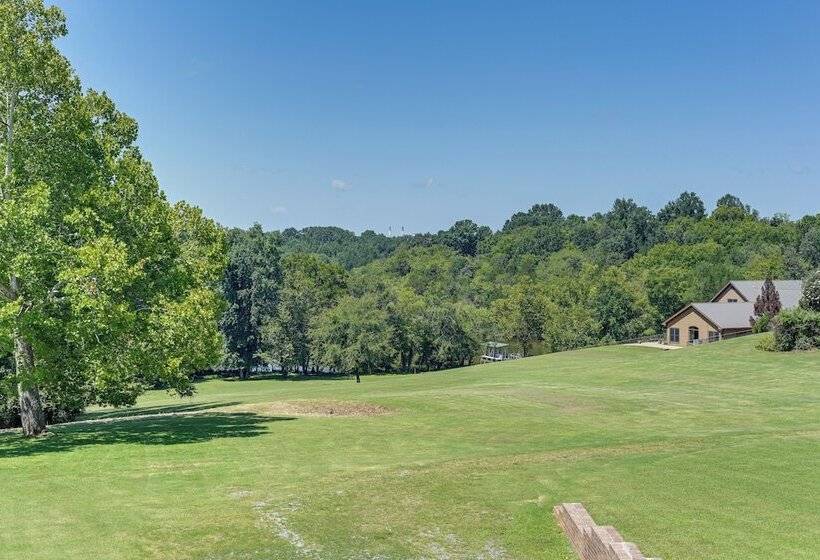 Lebanon Family Getaway W/ Pool, Bikes & Trails!