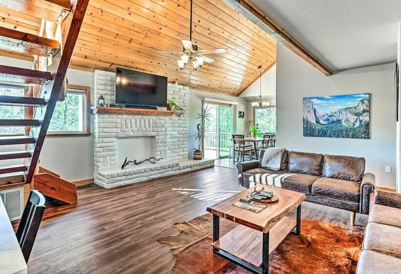 Spacious Home: Gateway To Bass Lake & Yosemite!