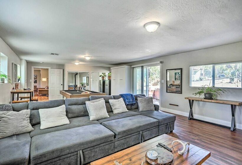 Spacious Home: Gateway To Bass Lake & Yosemite!