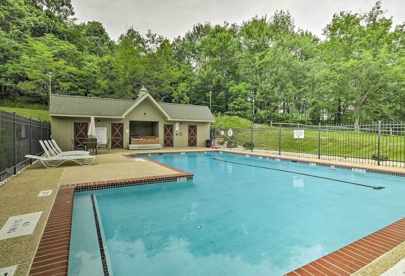 Spacious Mercersburg Home At Whitetail Resort