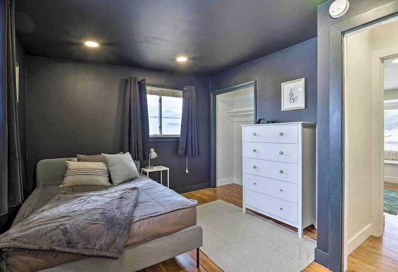 Spacious Murray Home Near Ski Resorts!