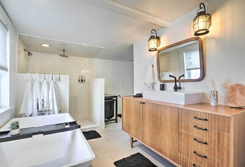 Spacious Murray Home Near Ski Resorts!