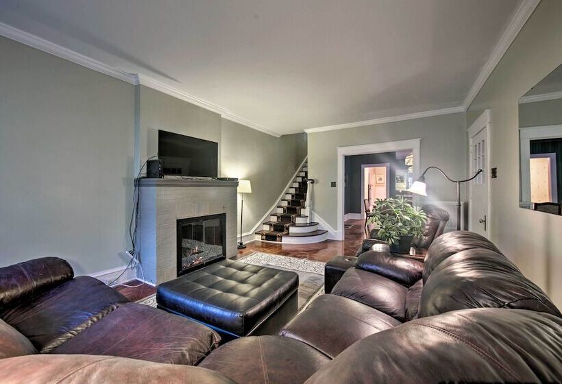 Spacious Reading Home W/ Patio   2 Miles To Pagoda