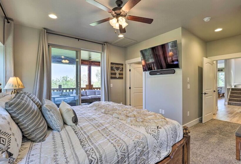 Spacious Resort Cabin In Manti La Sal Mtns!