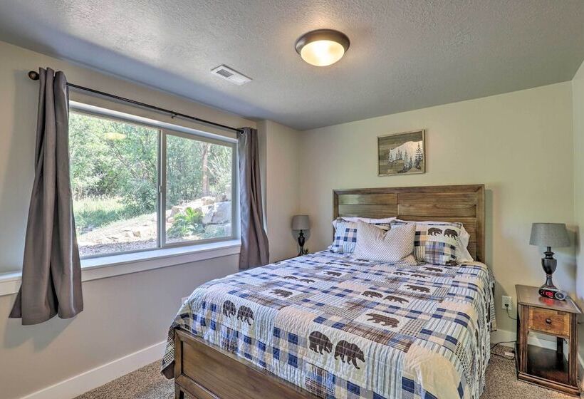 Spacious Resort Cabin In Manti La Sal Mtns!
