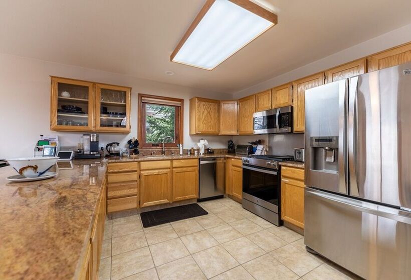 Stand Alone Mountain Home, Private Hot Tub And Deck, Mountain Views #34 By Summit County Mountain Re