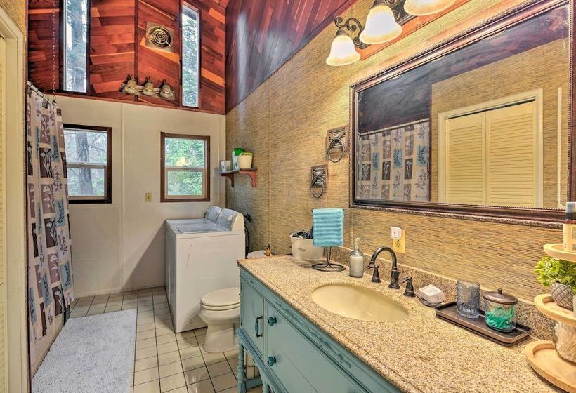 Step Free Hawkins Bar Home Near Trinity River