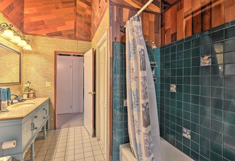 Step Free Hawkins Bar Home Near Trinity River